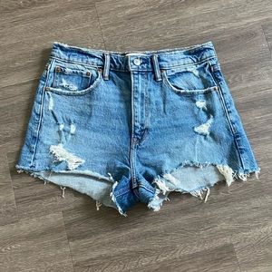 Abercrombie High Rise Mom Short